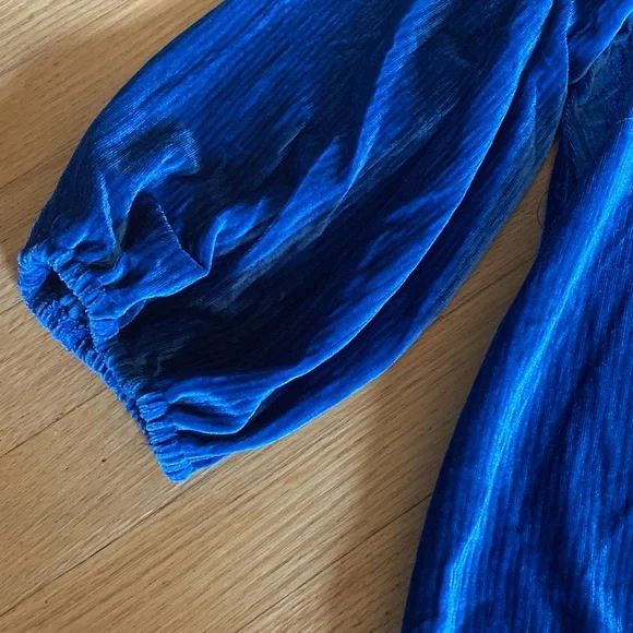 Adrianna Papell Pleated Velvet 3/4 Sleeve Top with 1X - Picture 3 of 5